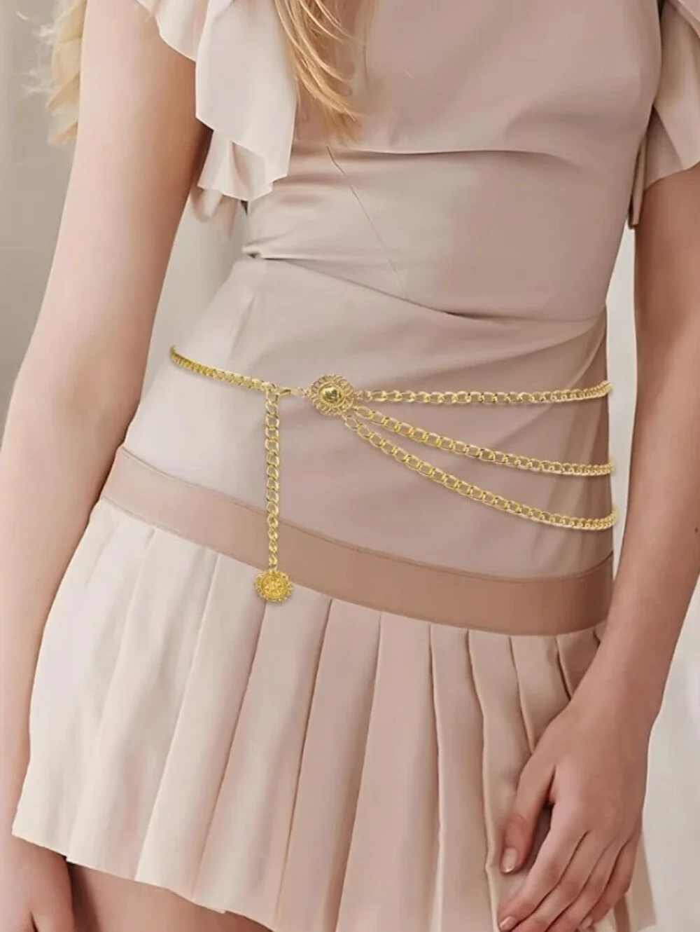 Waist Chain Belts for Women Fashion Adjustable Multilayer Metal Gold Belly Chain